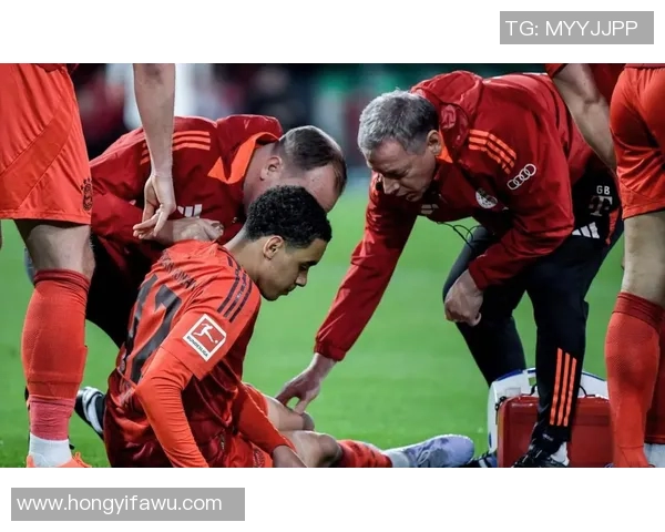 顶级足球明星齐聚盛典展现风采引发全球球迷热议