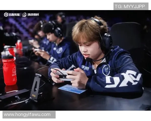 韩国足球明星崛起之路当家球星的荣耀与挑战